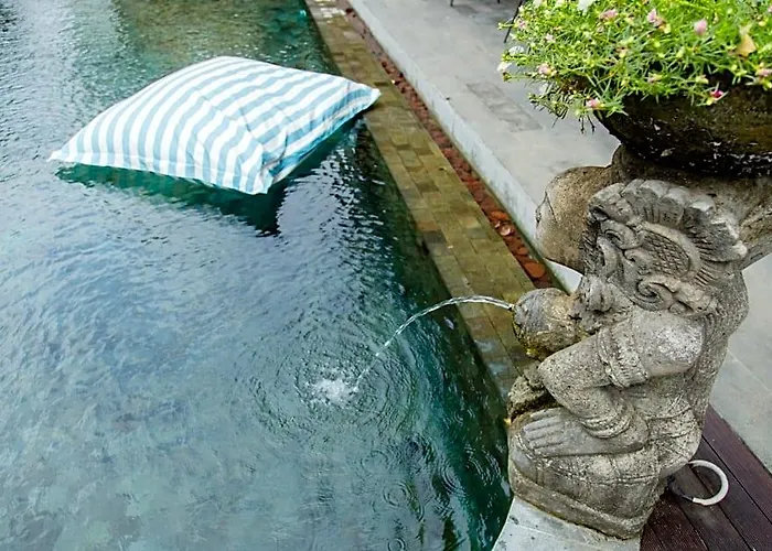 ホテル Tattva Retreat & Wellness ウブド